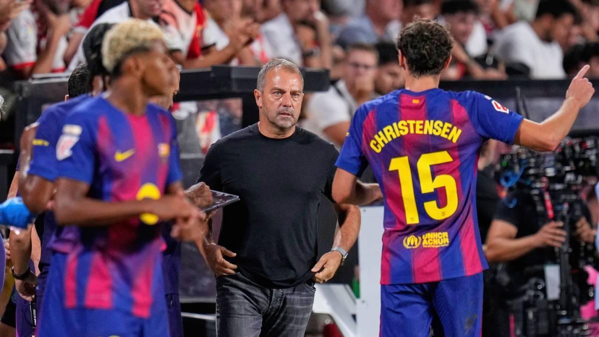 每体：弗里克让球员反思自己，也在思考高位防线被破解问题